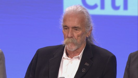 Here's what Hank McGraw looks like.